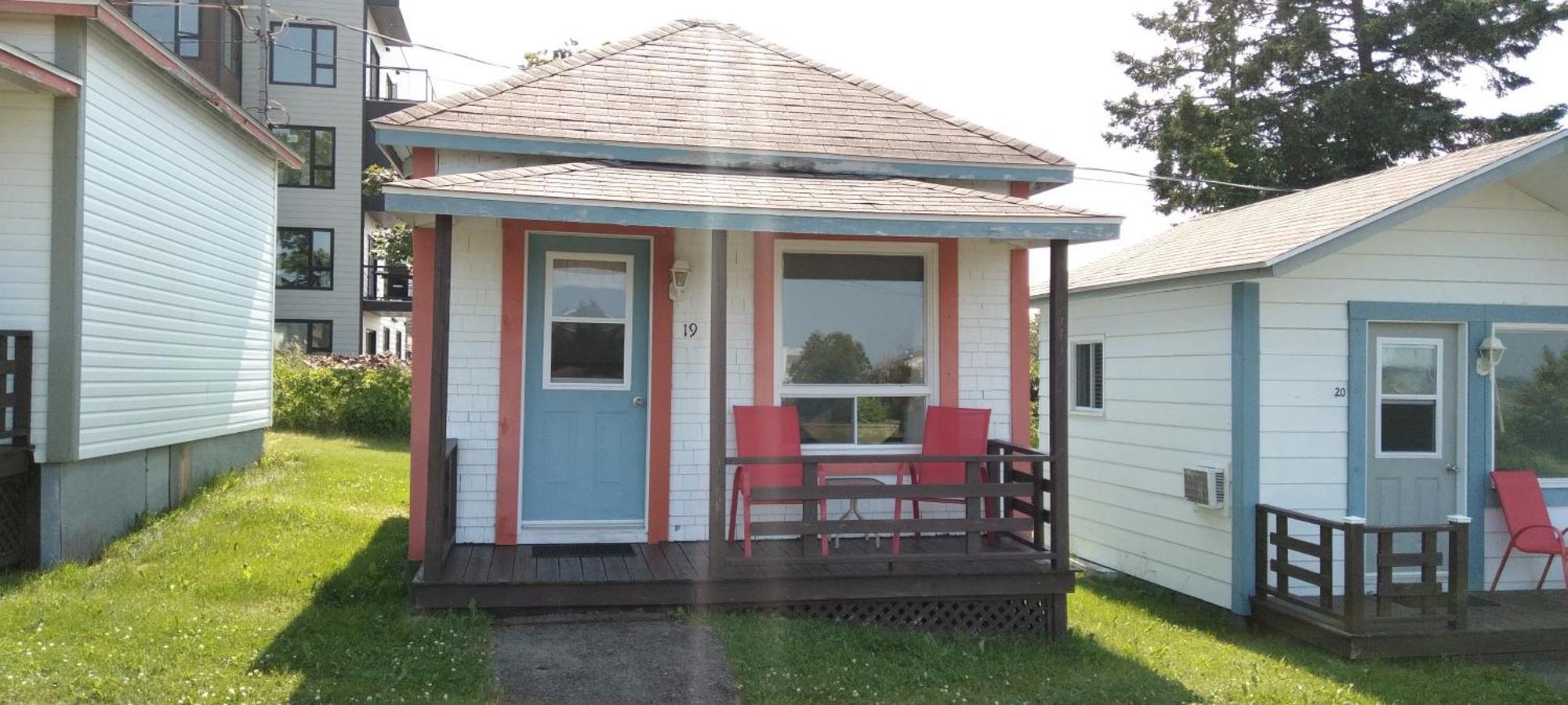 Motel Au Fleuve D'Argent Riviere-du-Loup Ngoại thất bức ảnh